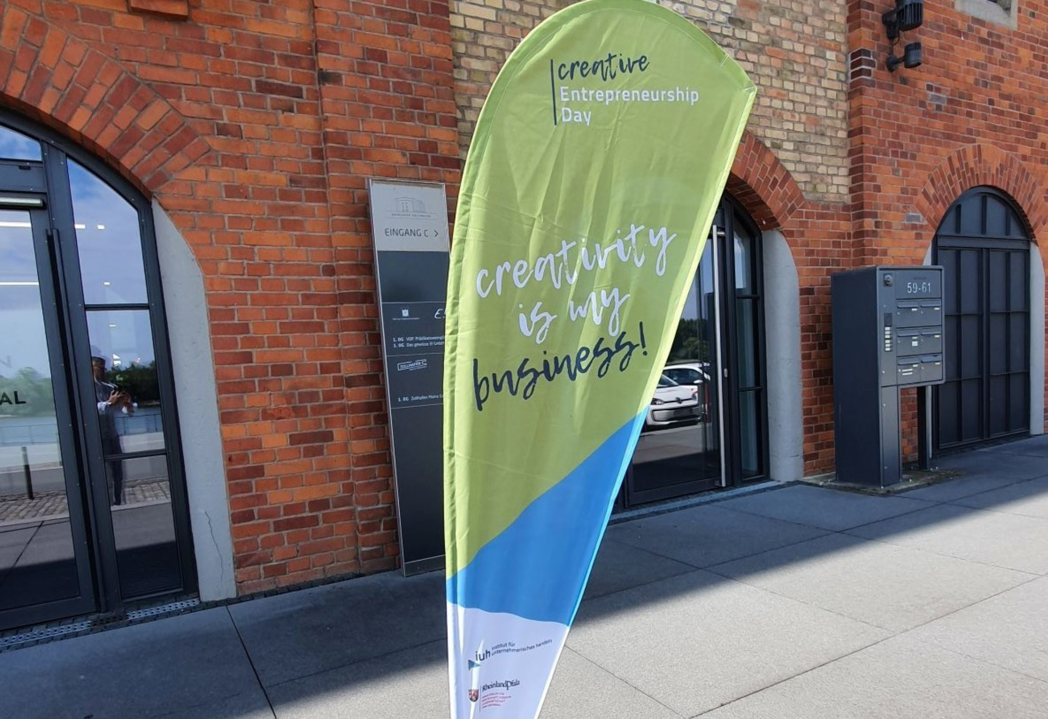 Creative_Entrepreneurship_Day2_Bildschirmfoto 2024-01-16 um 15.45.48_iuh_MainzEbene 1